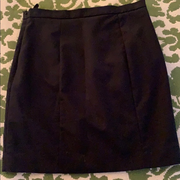 Babaton skirt - Picture 2 of 3